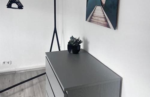Krefeld Apartment | Cozy Apartment Retreat in Krefeld for a Relaxing Stay