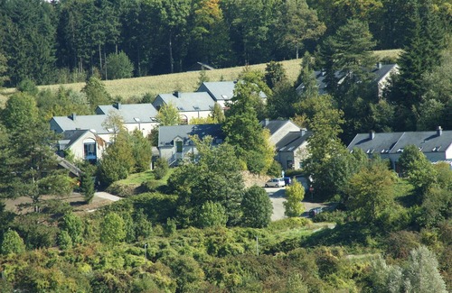 Bohon Apartment | Cozy Durbuy Apartment with Pool & Kitchen Amenities