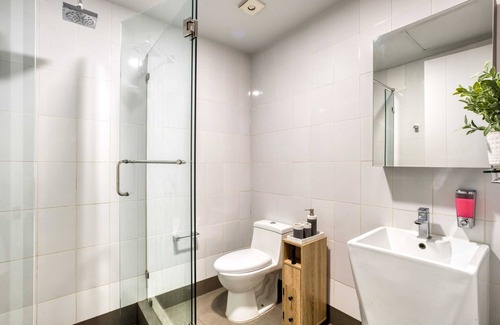Zona Rio Apartment | Cozy Apartment with Pool, Gym, and Private Cinema Awaits