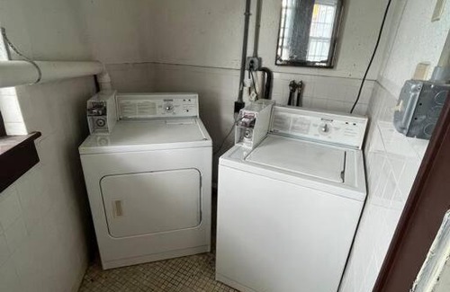 Sayre Apartment | Cozy Apartment near Guthrie/RPH Sayre for Your Getaway