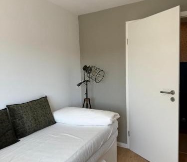 Buttelstedt Apartment | Cozy Cabin Getaway - Perfect for Families and Pets