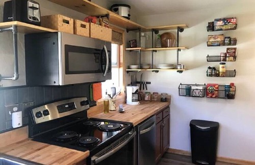 Goetzville House | Cozy Cottage Escape with Oceanfront Views & Pet-Friendly Amenities