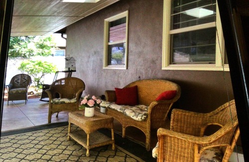 Roseburg House | Cozy Retreat in Prime Location Near Shops and Breweries