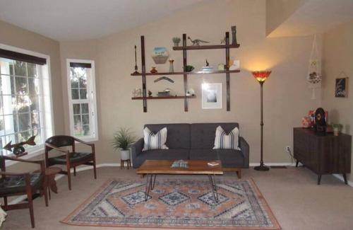 Tri-Cities House | Comfy home in quiet South Kennewick neighborhood!