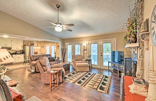 Tate House | Cozy Jasper Getaway with Pool and Oceanfront Views!
