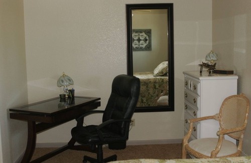 Terrebonne Apartment | Comfy n Cozy Hideaway that is great for Smith Rock enthusiast just 5 miles away!