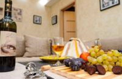 Tbilisi Apartment | Cozy Retreat with Pool and Breakfast in Tbilisi