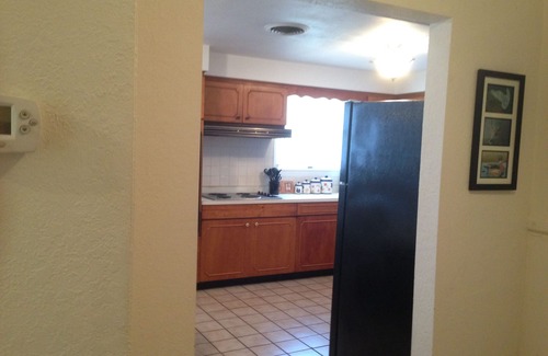 DeLand Apartment | Cozy 1-Bedroom Retreat Near Stetson & Scenic Attractions