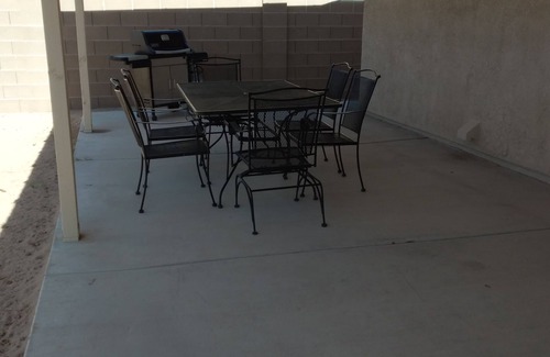 Yuma House | Cozy Comfy Retreat: Pet-Friendly Getaway with Top Amenities