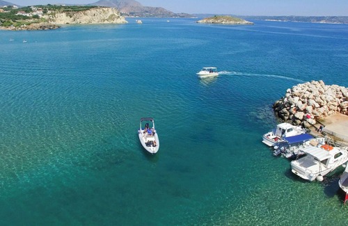 Almyrida Apartment | Cozy Apartment Just Steps from the Beach with Breakfast