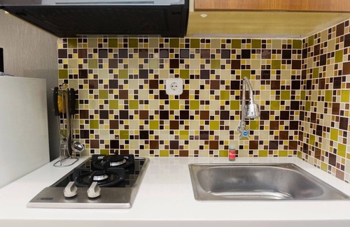 Surabaya Apartment | Cozy Studio Apartment at Menara Rungkut with Breakfast