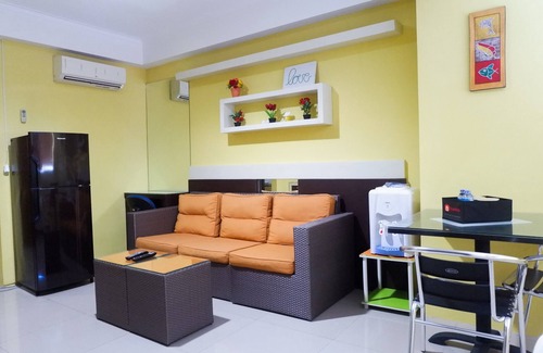 Siwalankerto Apartment | Cozy Studio at High Point Serviced Apartment with Pool