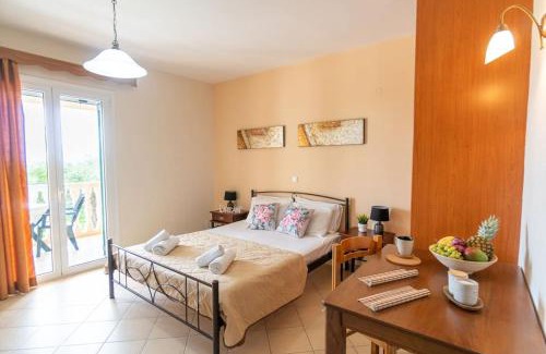 Amoudi Apartment | Perfect Family Retreat at Klelia Cottage - Rated 10/10