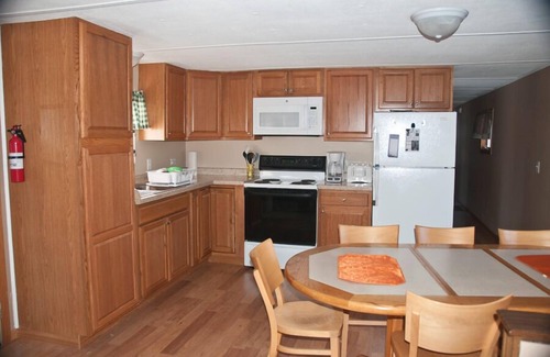 Birchwood House | Top-Rated Trailside Retreat: Family-Friendly with Pool & Breakfast