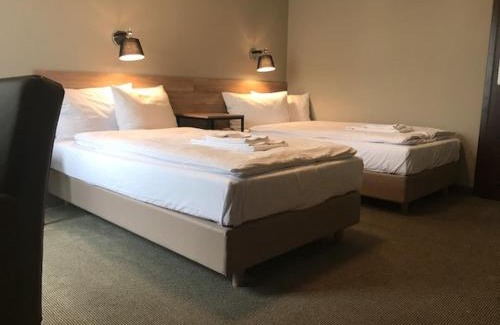 Grunwald Hotel | Budget-Friendly Stay at Comm Hotel Poznań Airport