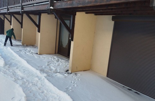 Gresse-en-Vercors Apartment | Experience Comfort at Comme à la Maison with Family Amenities