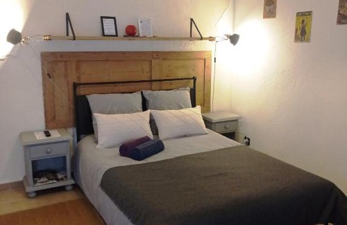 Eyragues Apartment | Charming Retreat in the Heart of a Historic Village