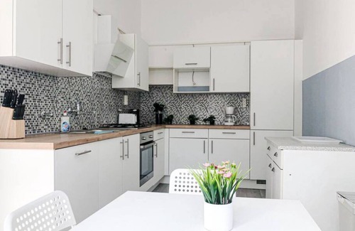 Wahring Apartment | Ideal 2BR Apartment Near AKH - Perfect for Groups