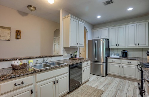 Walden on Lake Conroe House | Pet-Friendly Montgomery Retreat with Pool & Spa Amenities