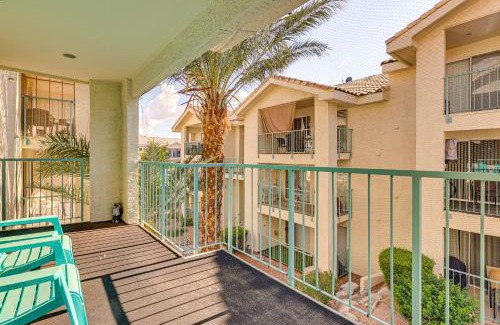 Laughlin Apartment | Community Pool and Gym Apt 5 Mi to Laughlin Casinos