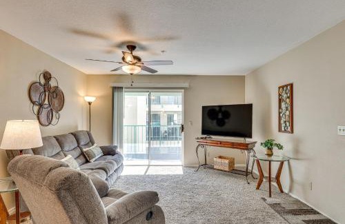 Laughlin Apartment | Community Pool and Gym Apt 5 Mi to Laughlin Casinos