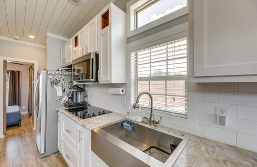 Austin House | Cozy Austin Tiny Home with Pool & Hot Tub Access