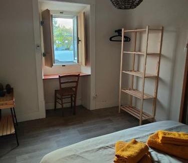 Ourem Bed & Breakfast | Cozy Como EM Casa: Family-Friendly Retreat Awaits