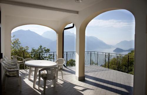 Naggio Apartment | Discover Como Lake Samlu House - Menaggio, Pet Friendly Stay