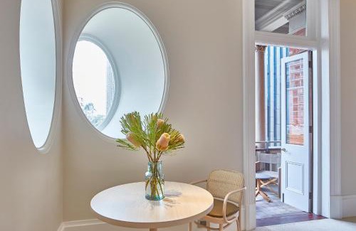 Perth Central Business District Hotel | Indulge in COMO The Treasury: 5-Star Luxury Awaits