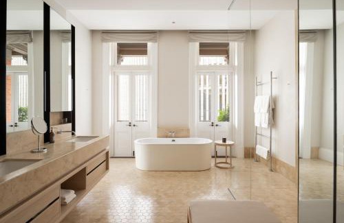 Perth Central Business District Hotel | Indulge in COMO The Treasury: 5-Star Luxury Awaits