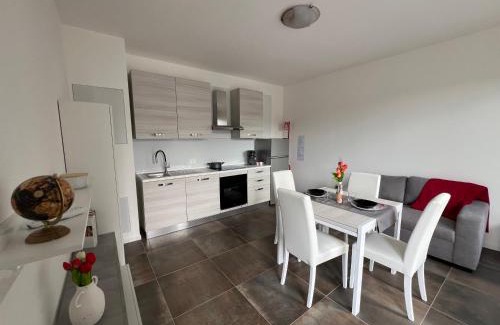 Albate Apartment | Como Urban Loft - Parcheggio privato