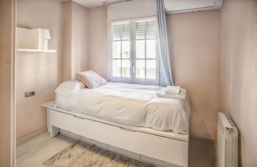 Viladecans House | Stylish Comfort in Gava, Steps from the Beach & Pet Friendly