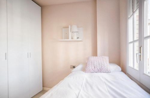 Viladecans House | Stylish Comfort in Gava, Steps from the Beach & Pet Friendly