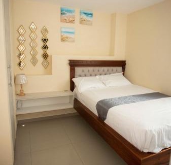 Tonsupa Apartment | Cozy Beachside Apartment with Pool & High Guest Rating