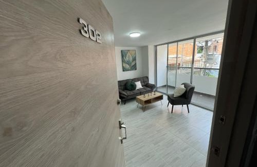 La Castellana Apartment | Comfortable Apartment in Laureles with Top Guest Ratings
