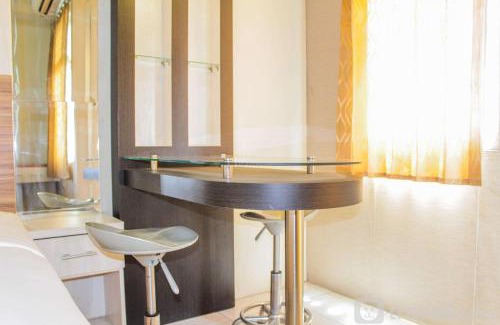 Panunggangan Utara Apartment | Cozy Mini Studio at Great Western Resort with Pool Access