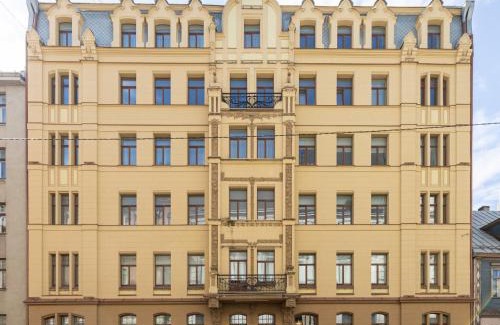 Centrs Apartment | Compact Studio next to JRT