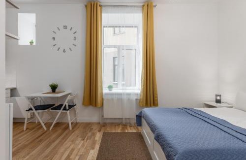 Centrs Apartment | Compact Studio next to JRT