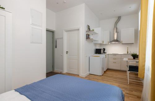 Centrs Apartment | Compact Studio next to JRT