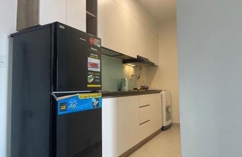 Thu Dau Mot House | Experience Compass One Building – 4-Star Family-Friendly Stay