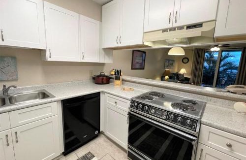 Gulf Shores House | Discover Compass Point 103 with Pool and Family Amenities