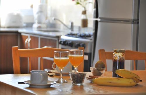 Dorrego Apartment | Family-Friendly Complejo Abaurrea with Kitchen Amenities
