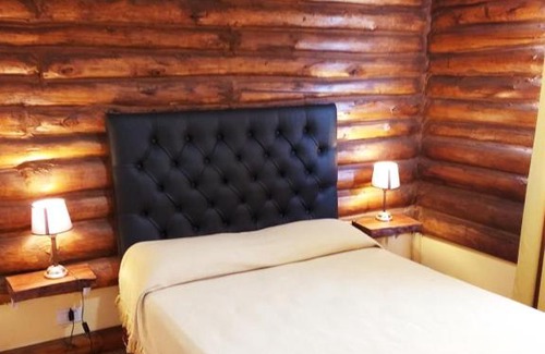 Villa La Arcadia Ski Chalet | Discover Complejo Alma Serrana: Family & Pet-Friendly Haven