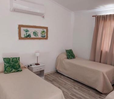 Chajari Apartment | Oceanfront Complejo Amarelo: Family-Friendly Getaway