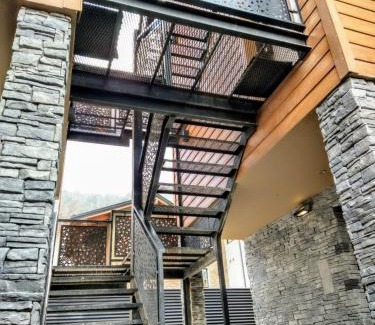 San Martin de los Andes Apartment | Explore Complejo Lanín: Child-Friendly with Hot Tub Access