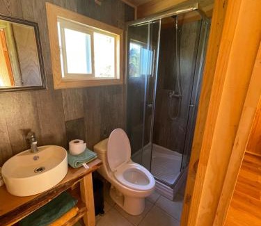Castro House | Cozy Tiny House Los Zorzales with Pool & Hot Tub Access