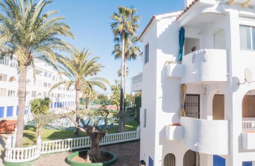 Alcossebre Apartment | Pet-Friendly Complejo Cap i Corp with Oceanfront Views