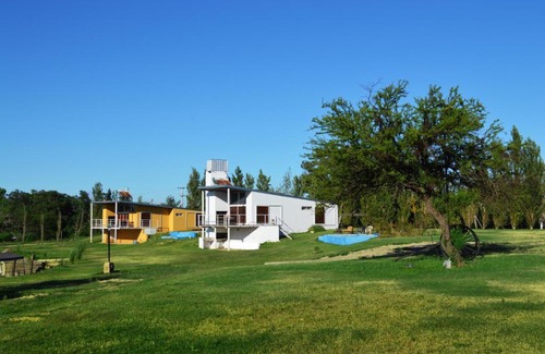 Arroyo Leyes Cabin | Discover Complejo Costa Ubajay: Pet-Friendly Retreat