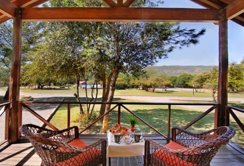 Villa General Belgrano Cabin | Exceptional Complejo el Paine with Ocean Views & Pool