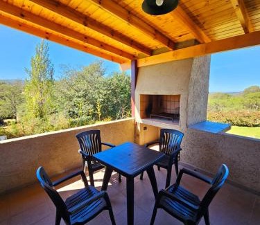 Villa General Belgrano House | Cozy Complejo Falda del Sauce: Guest Rated 9.4/10